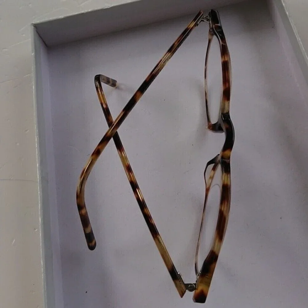 Lafont SOCRATE Eyeglasses Color:(532) Tortoiseshell Size: 49-20-145 - FRAME ONLY
